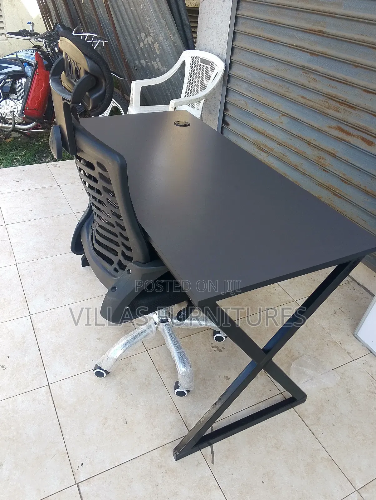 Generic Office Chair and Metallic Table