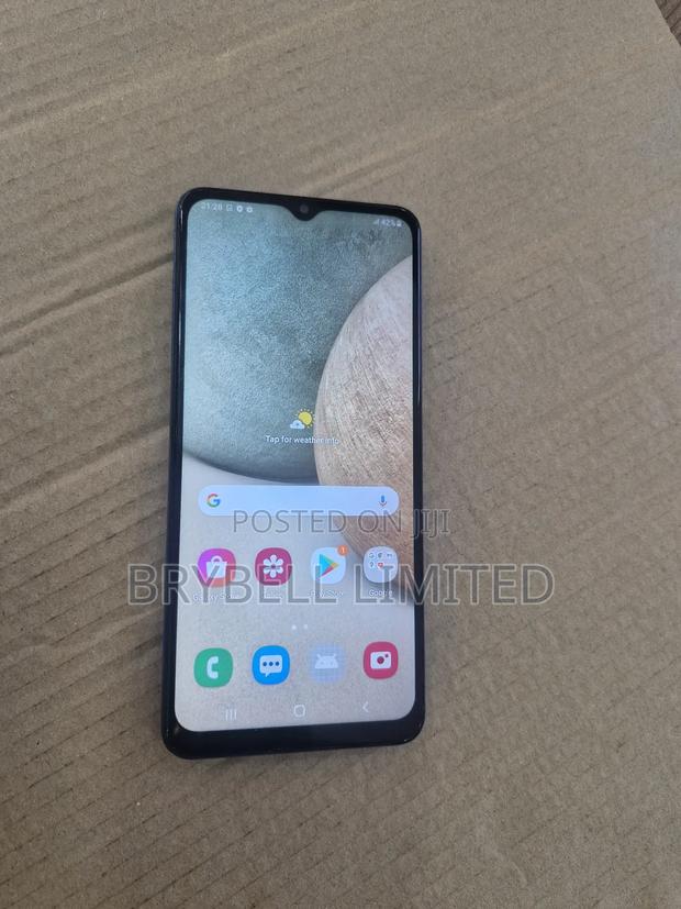 Samsung Galaxy A12 64 GB Blue