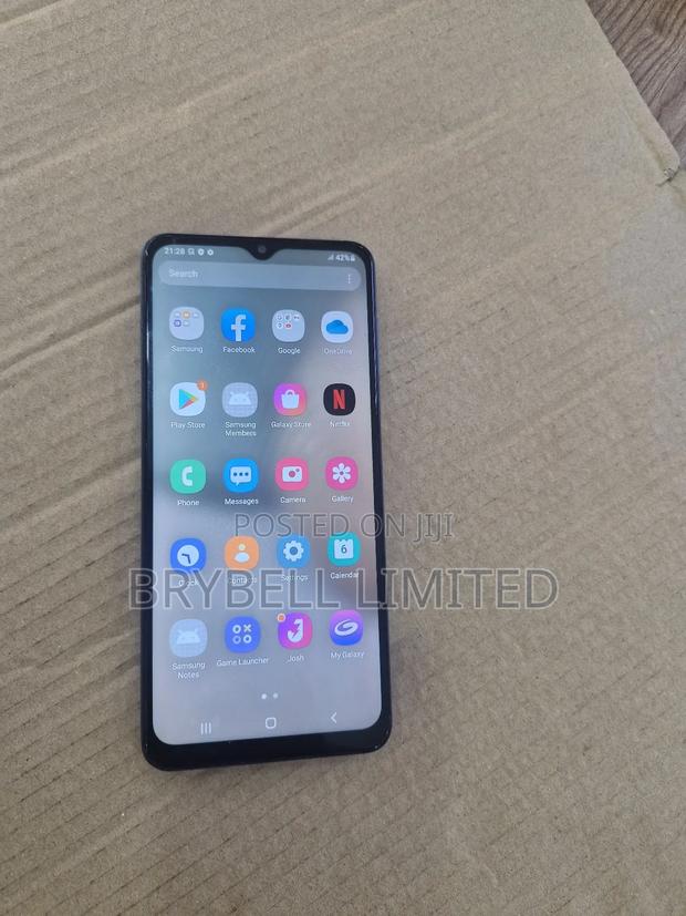Samsung Galaxy A12 64 GB Blue - thumbnail 4
