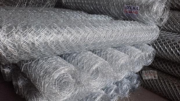 Triple Twisted Heavy Gauge Galvanized Chain Link Fence 14G - thumbnail 2