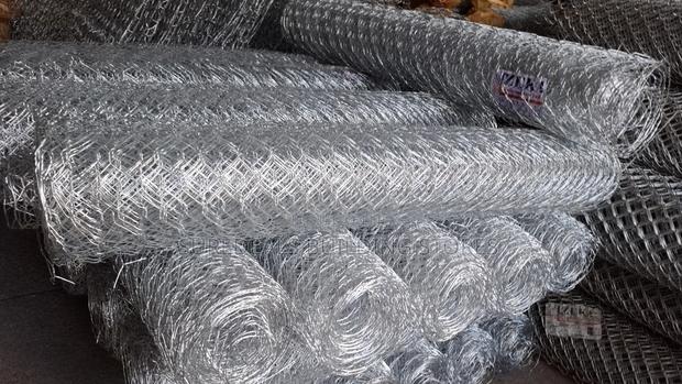 Triple Twisted Heavy Gauge Galvanized Chain Link Fence 14G - thumbnail 3