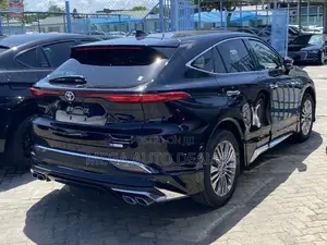 Toyota Harrier 2021 Black