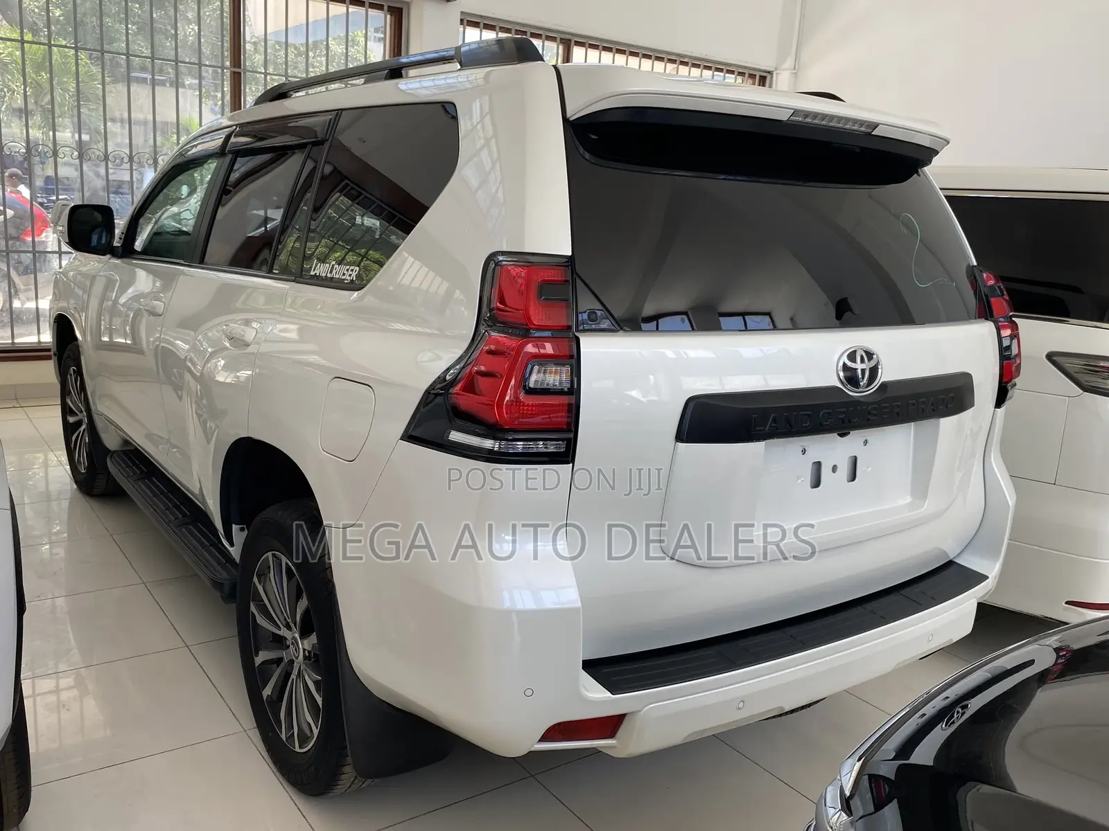 Toyota Land Cruiser Prado 2018 Pearl