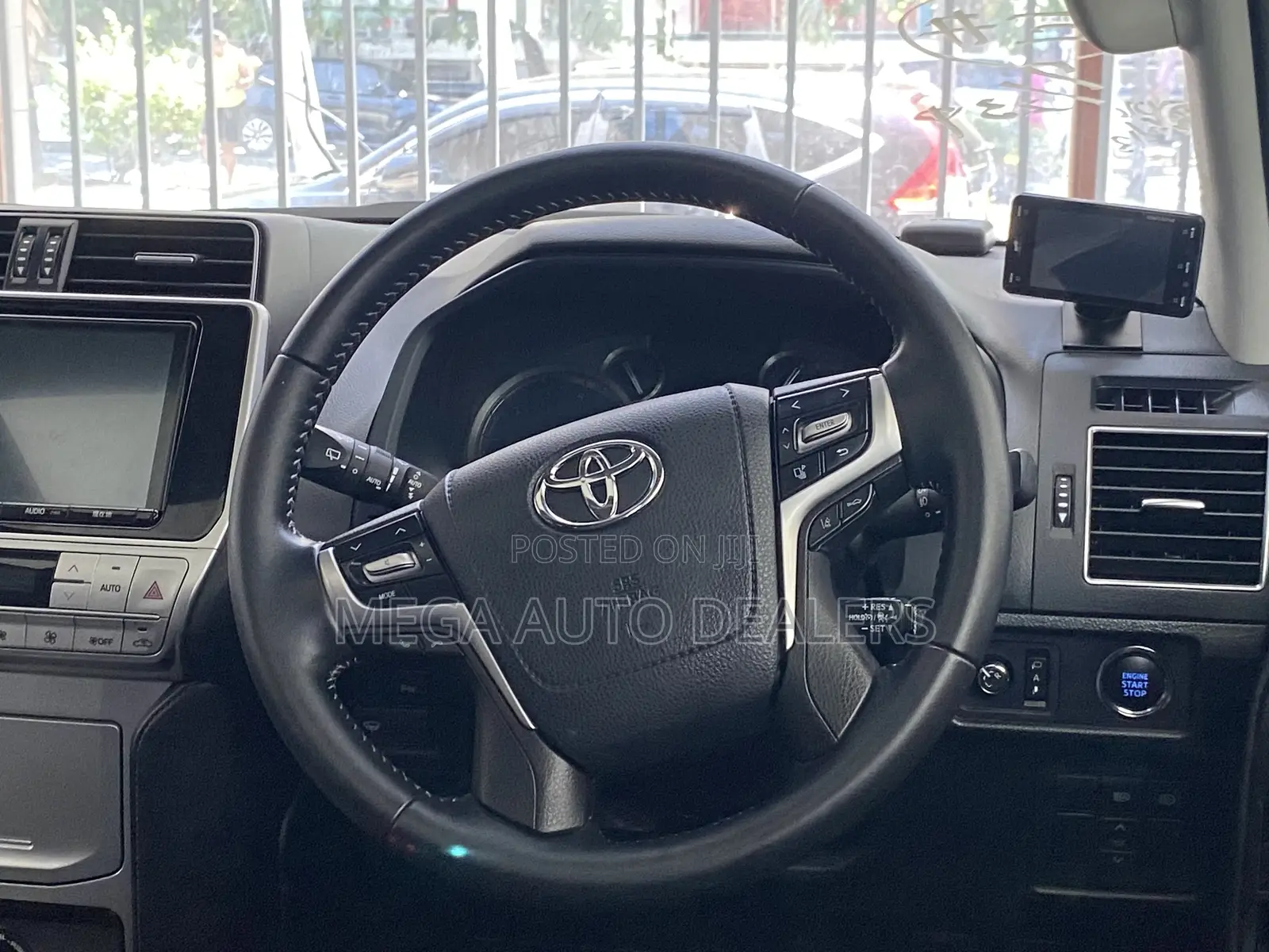 Toyota Land Cruiser Prado 2018 Pearl