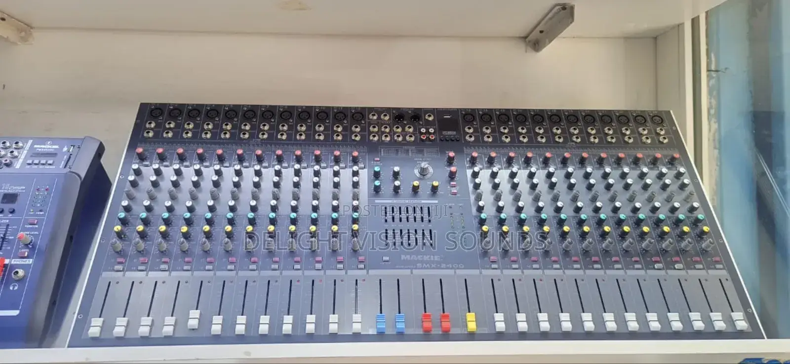 Mackie SMX-2400 Mixer