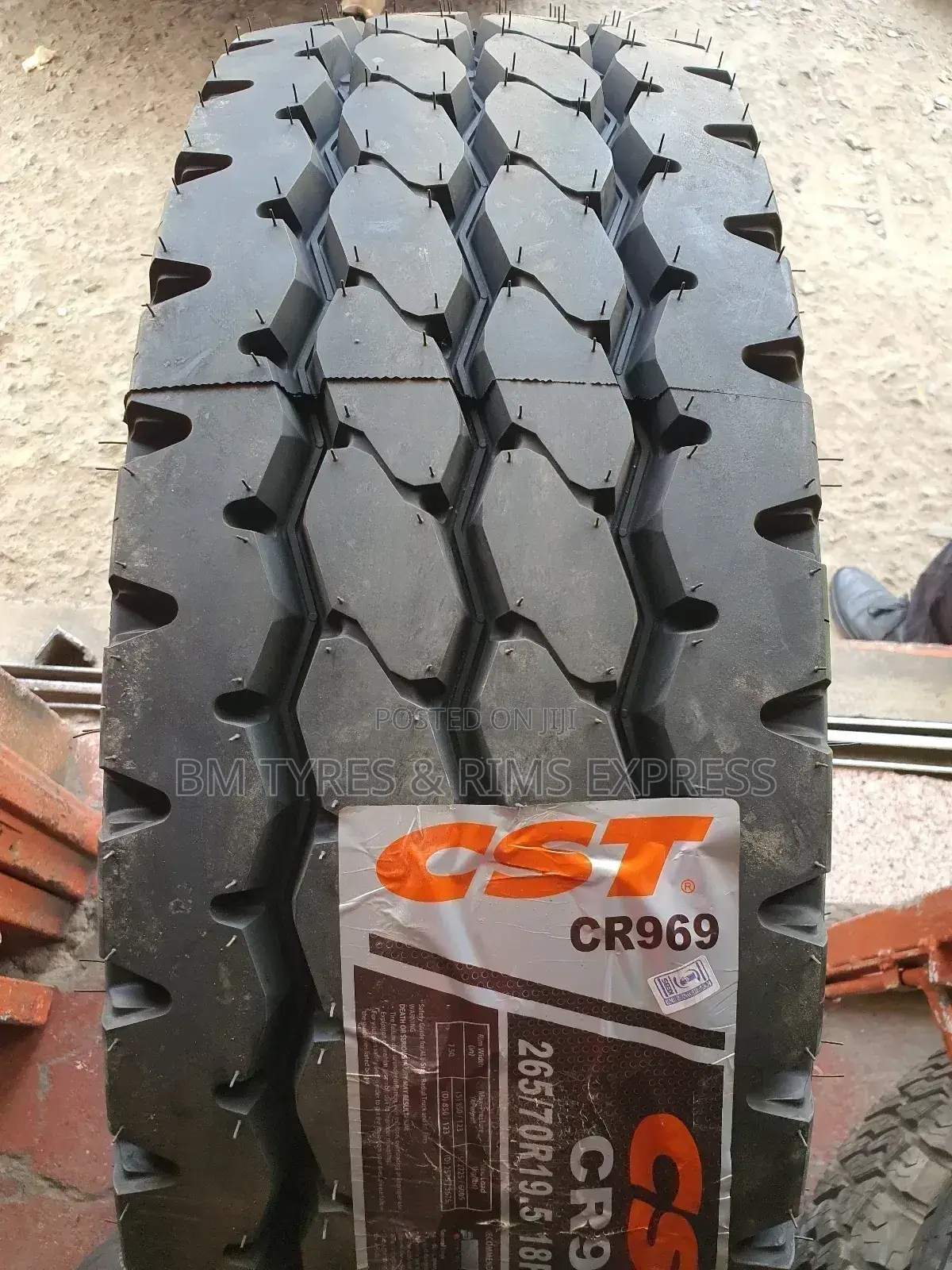 265 /70 R19. 5 CST (Allposition) Commercial.
