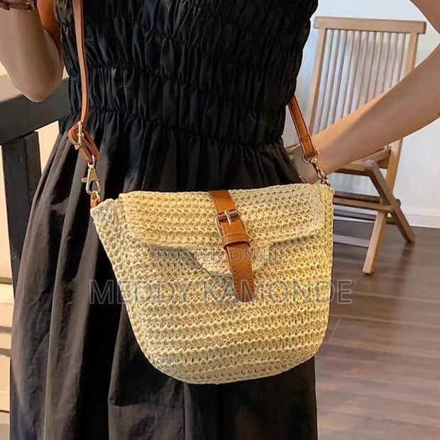 Chloe Summer Wooven Handbags - thumbnail 3