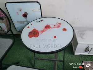 Round Foldable Table