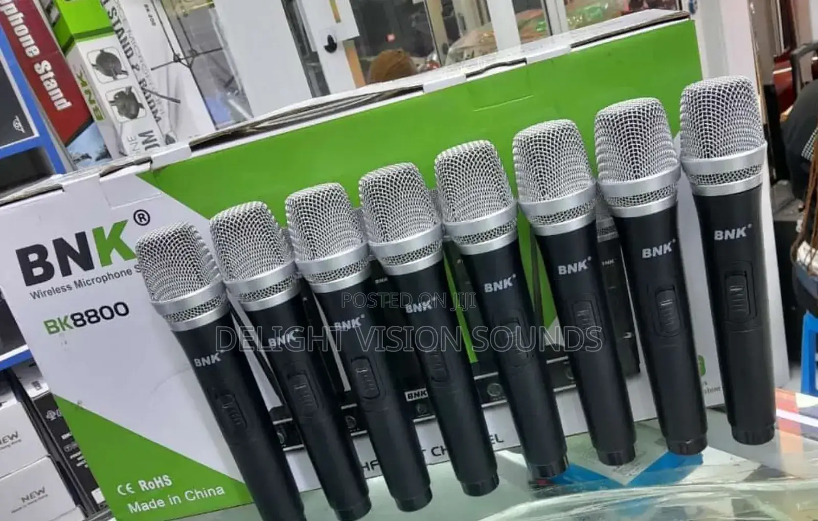 BNK BK8800 High Quality Wireless Microphone
