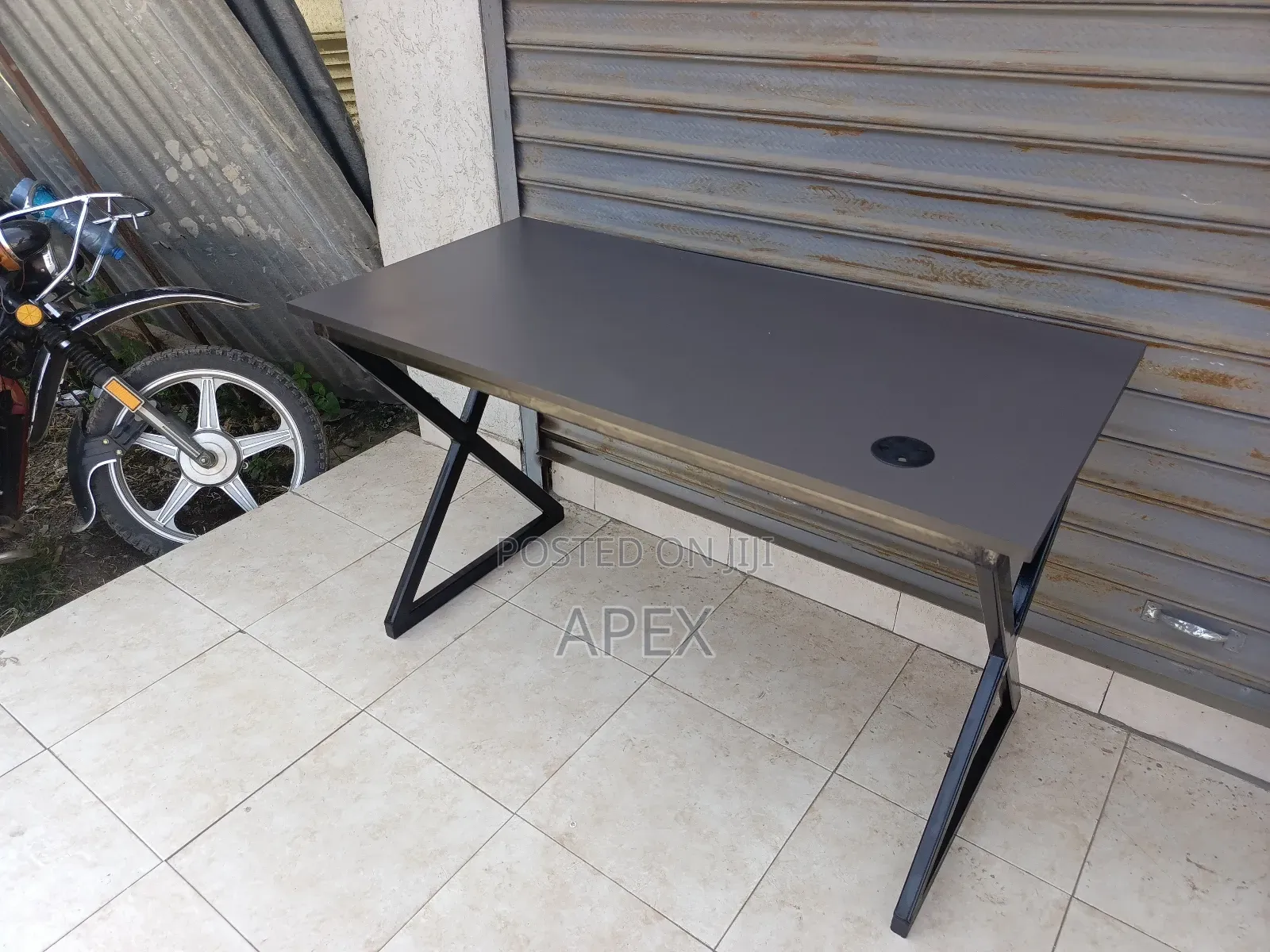 Metallic Frame 1.2m Office Desk
