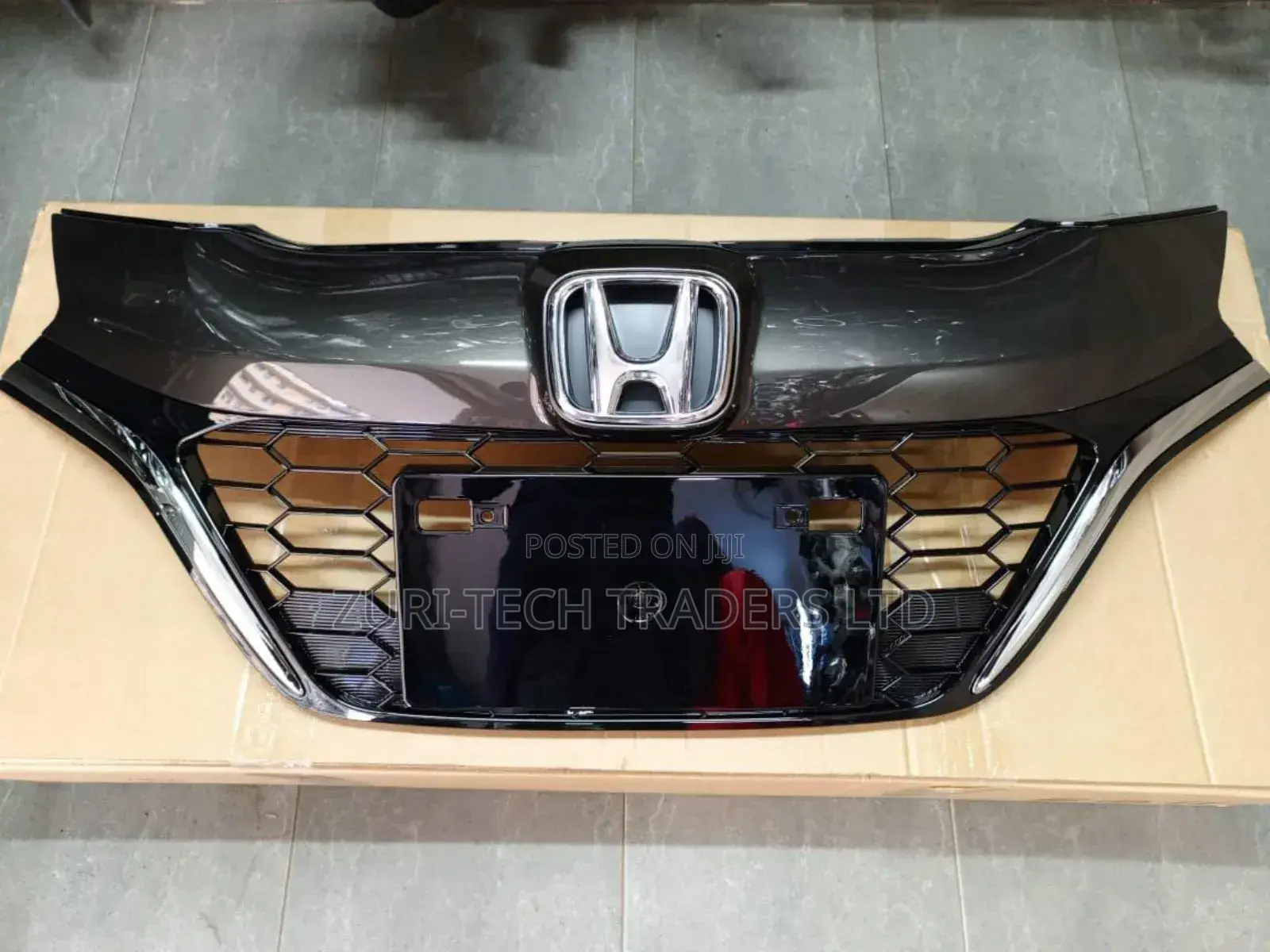 Honda Vezel Grilles