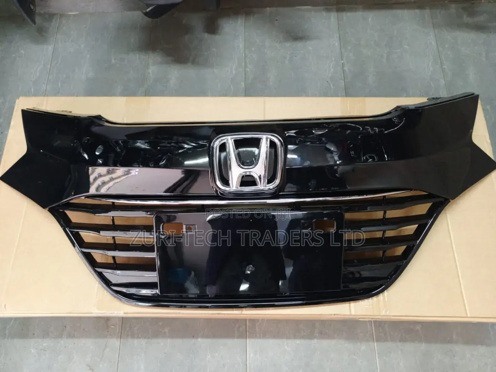 Honda Vezel Grilles