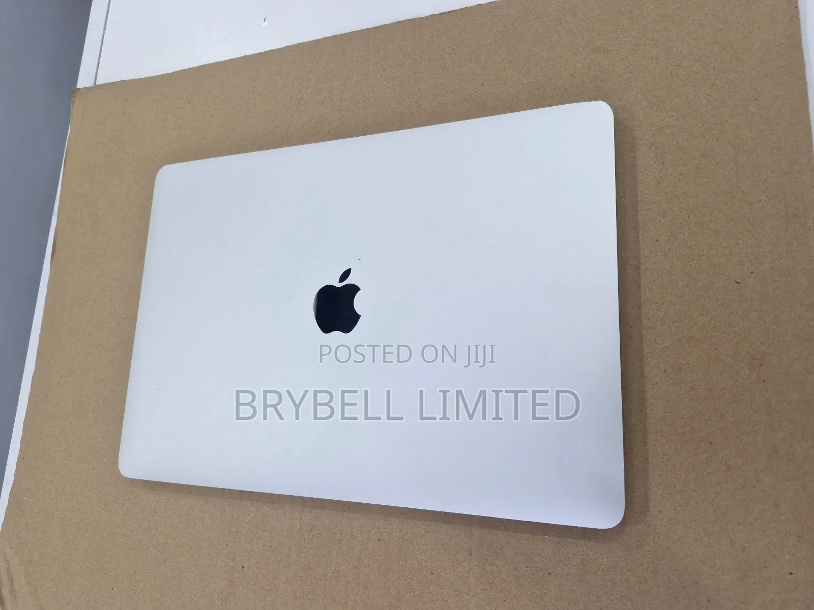Laptop Apple MacBook Pro 2017 8GB Intel Core I5 SSD 256GB