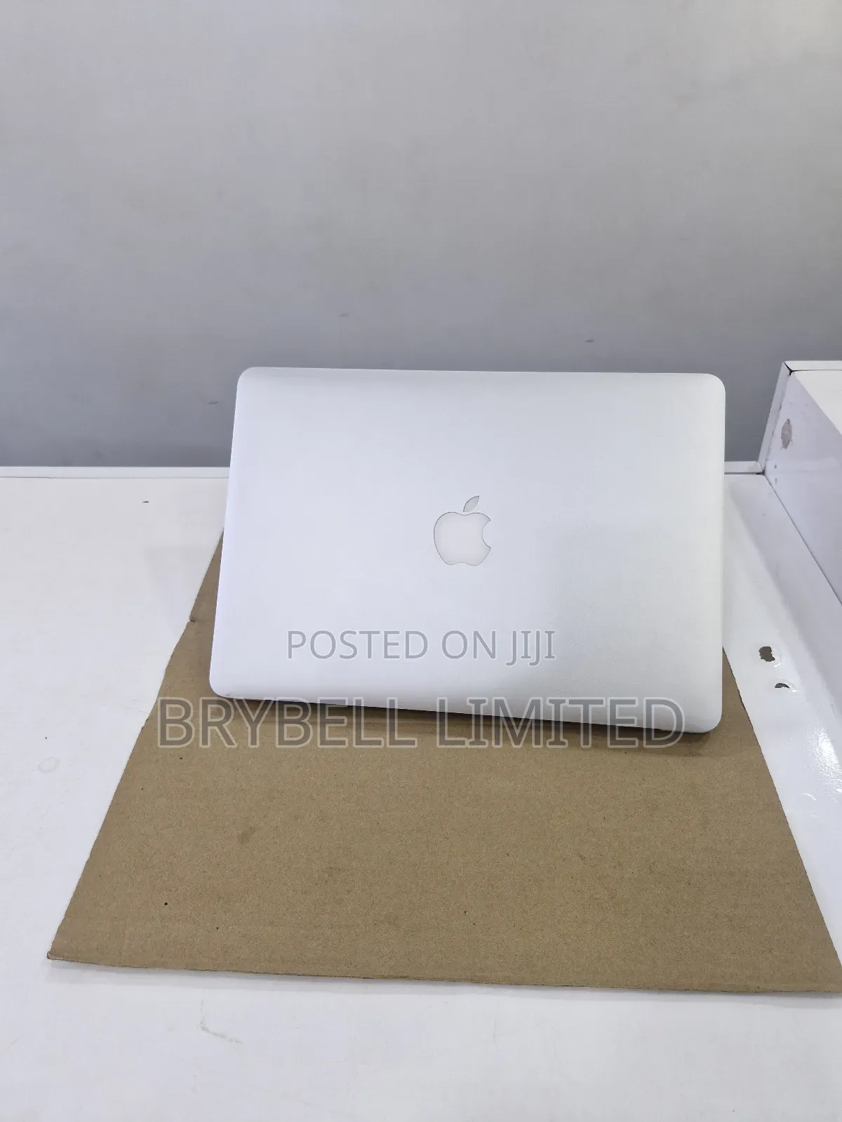 Laptop Apple MacBook Air 8GB Intel Core I5 SSD 128GB