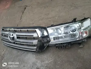 Lc 200 V8 Headlights