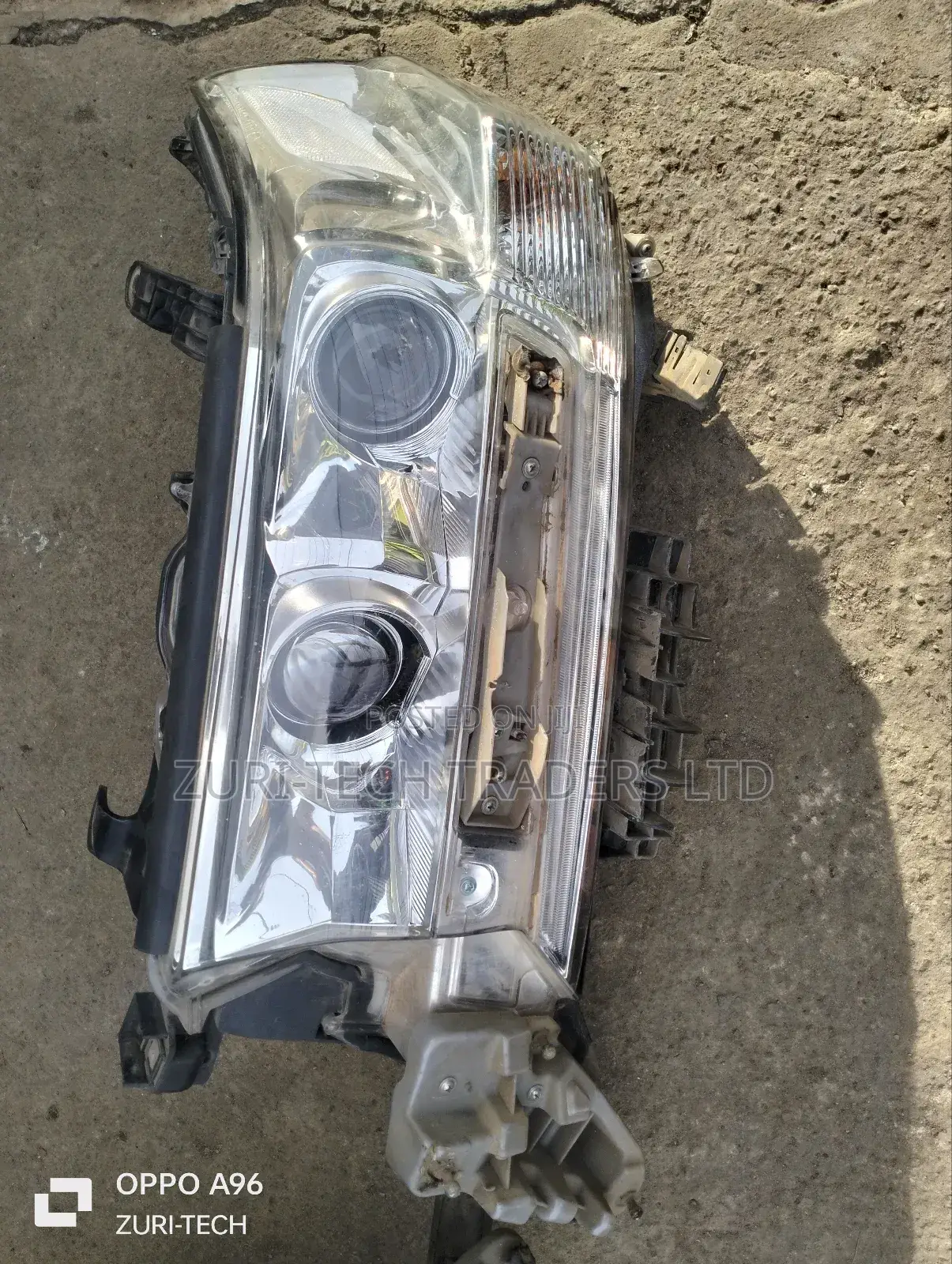Lc 200 V8 Headlights