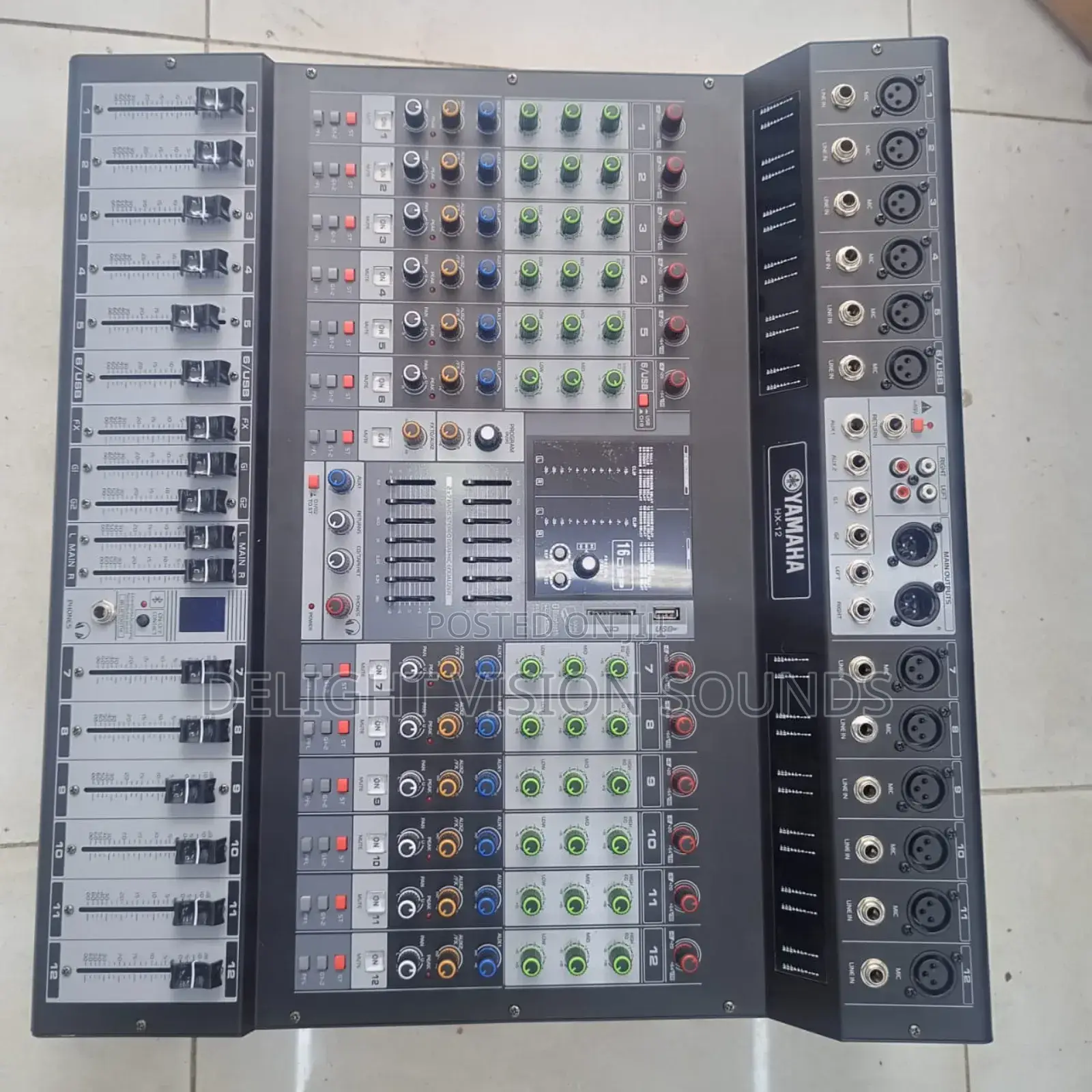 Yamaha HX-12 Quality Mixer
