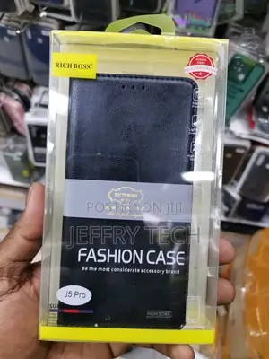 Universal Richboss Flip Case for Samsung J5 Pro-Black