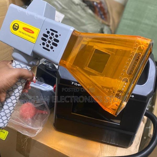 Hotsale Handheld Laser Portable Fiber Laser for Metalplastic