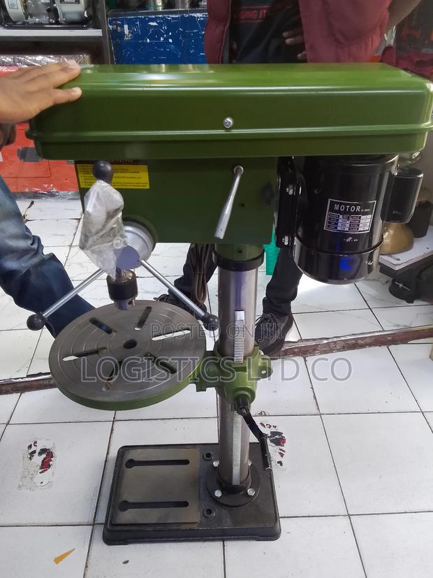 Large Drill Press 4 Pols