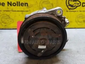 Toyota 3RZ Water Pump for Prado, Hilux, Hilux Surf, Hiace.