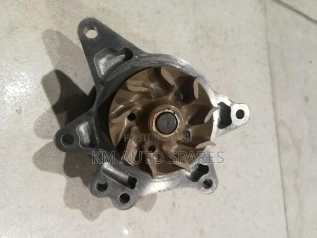 Toyota 5S Water Pump for Harrier, Celica, Camry.