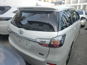 Toyota Wish 2017 White