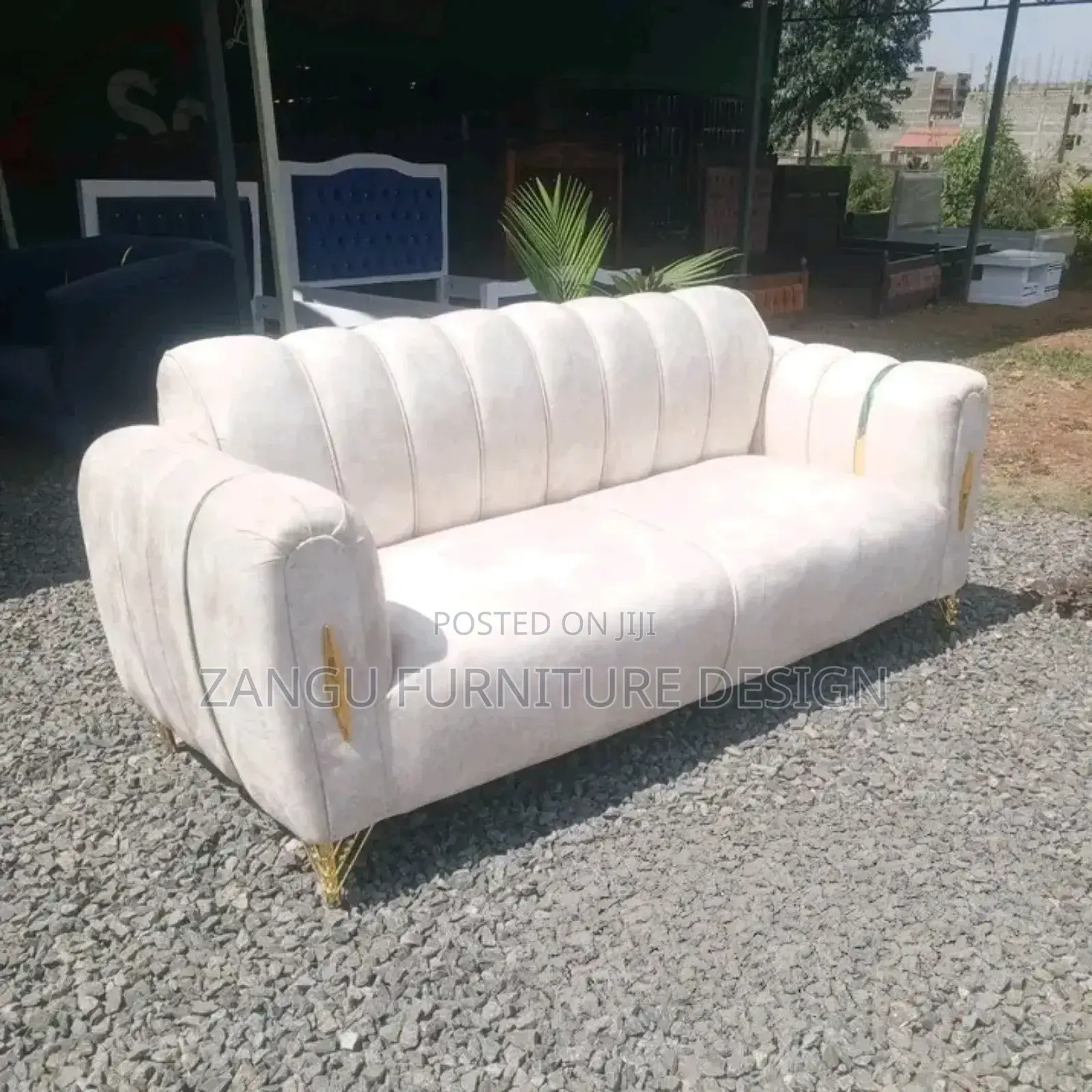 Impressive Sofas 3-Seater