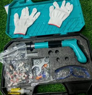 Manual Hand Rivet Gun With 50pcs Rivets - thumbnail 2