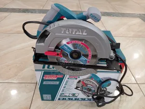 1600w Total Circular Saw