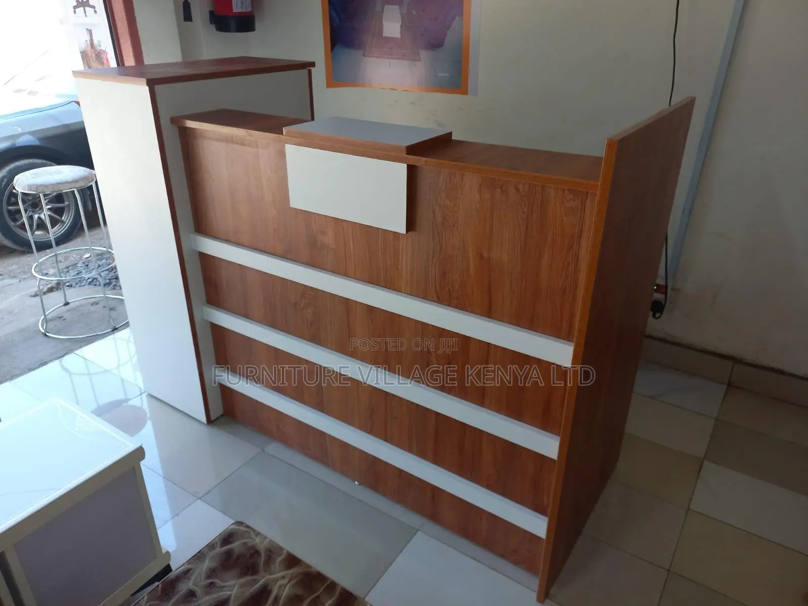 1.6 Meters Reception Desk
