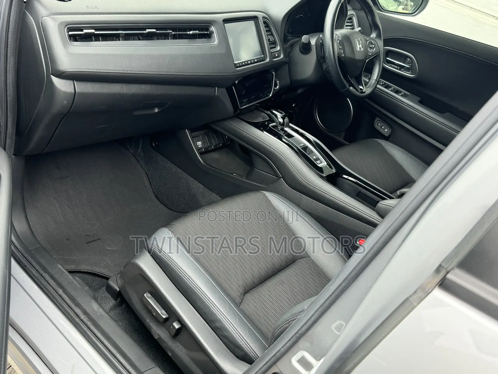 Honda Vezel 1.5 Hybrid 2WD 2018 Gray