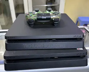 Chippped Playstation 4 Slim