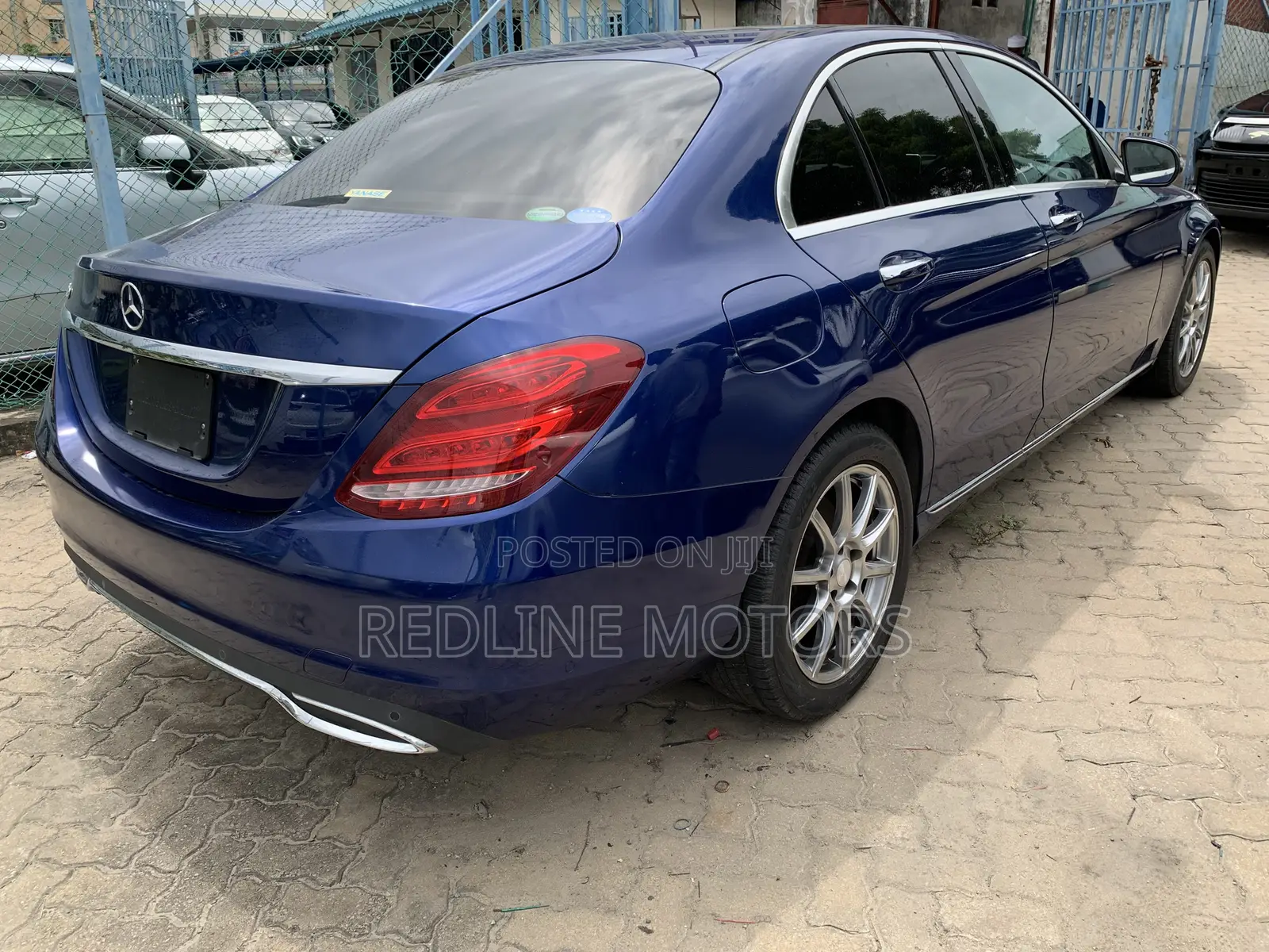 Mercedes-Benz C200 2018 Blue