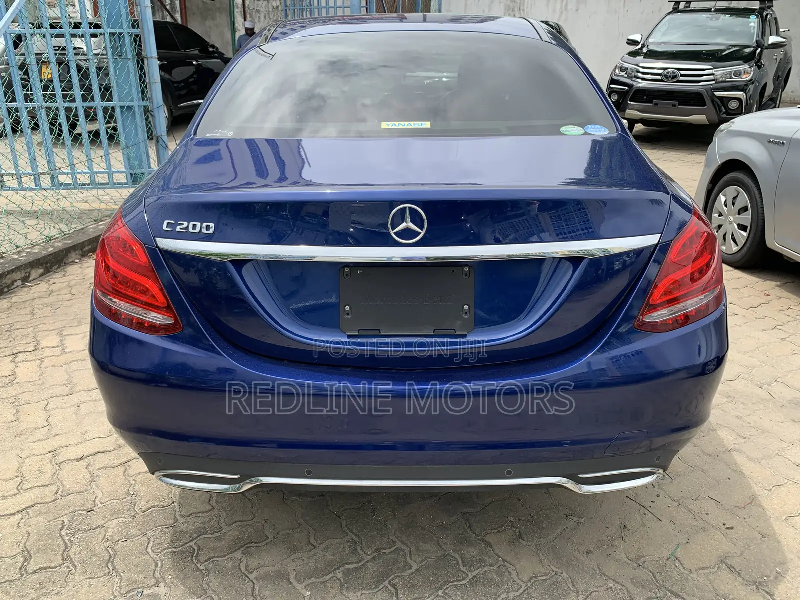 Mercedes-Benz C200 2018 Blue