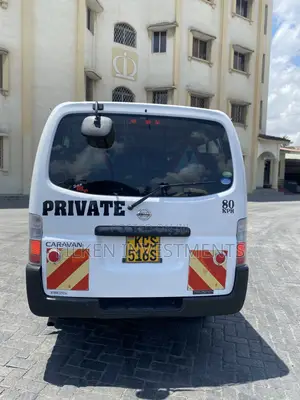 Nissan Caravan (Urvan) 2011 White