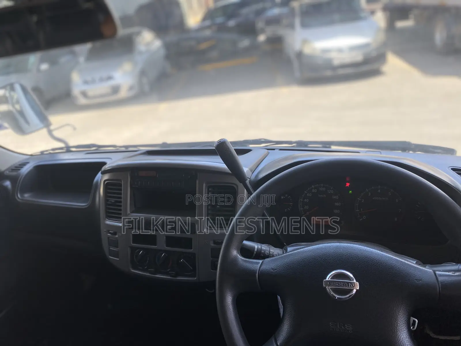 Nissan Caravan (Urvan) 2011 White