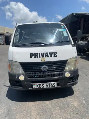 Nissan Caravan (Urvan) 2011 White