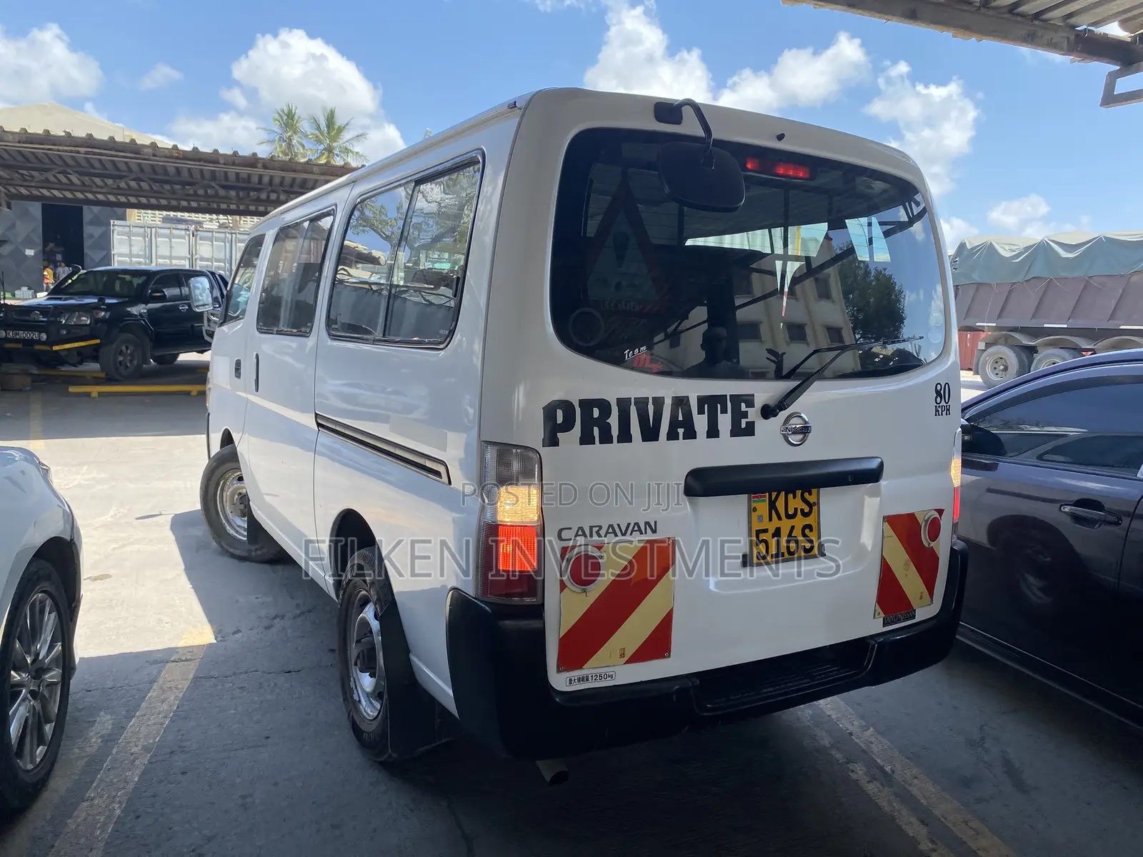 Nissan Caravan (Urvan) 2011 White