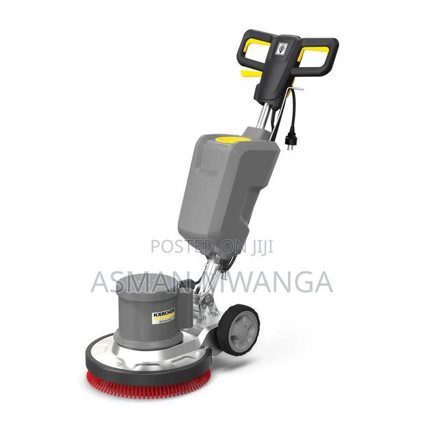 Floor Scrabing Machine With Brush