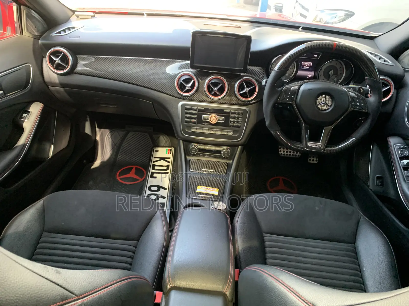 Mercedes-Benz GLA-Class 2017 Red