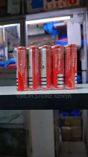 Ultrafire 3.7V Battery Rechargeable 18650 Battery 3.7 Volts