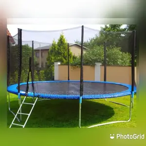 *14ft Trampoline With Safety Enclosure Net*"