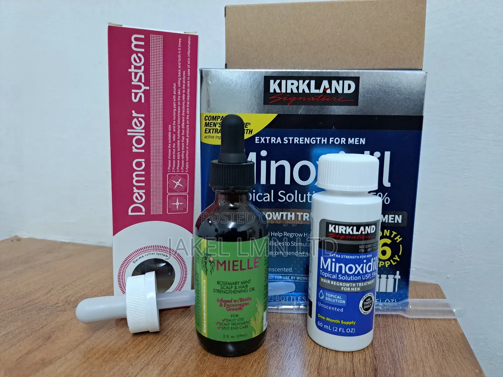 Kirkland Minoxidil + Mielle Rosemary Mint + Derma Roller