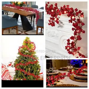 *Red Berry Christmas Garland With Lights"