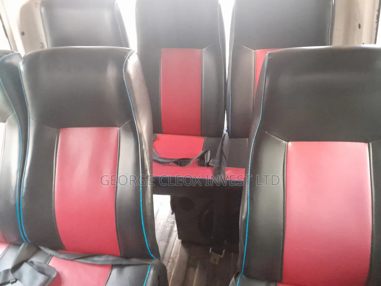 Toyota HiAce 2014 White