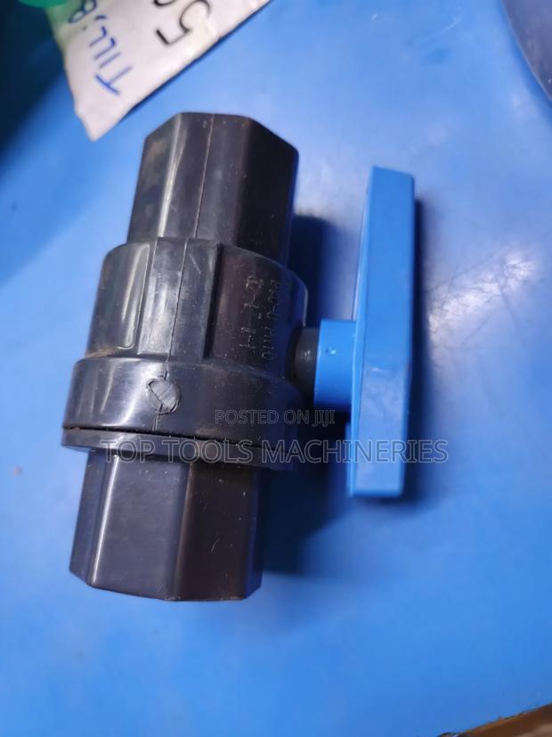 PVC Threaded Ball Cork 25mm 1" Inch - main view