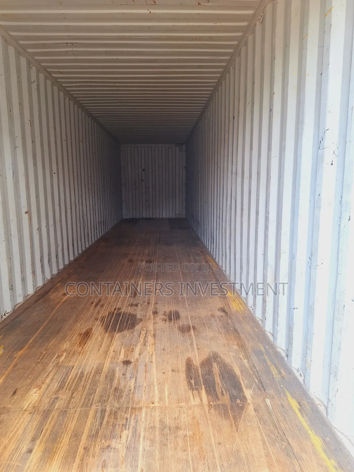 40ft Shipping Containers for Sale- Clean and Sleek.