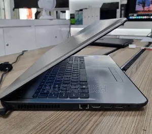 Laptop HP 15-Dy2075tg 8GB Intel Core I7 HDD 1T