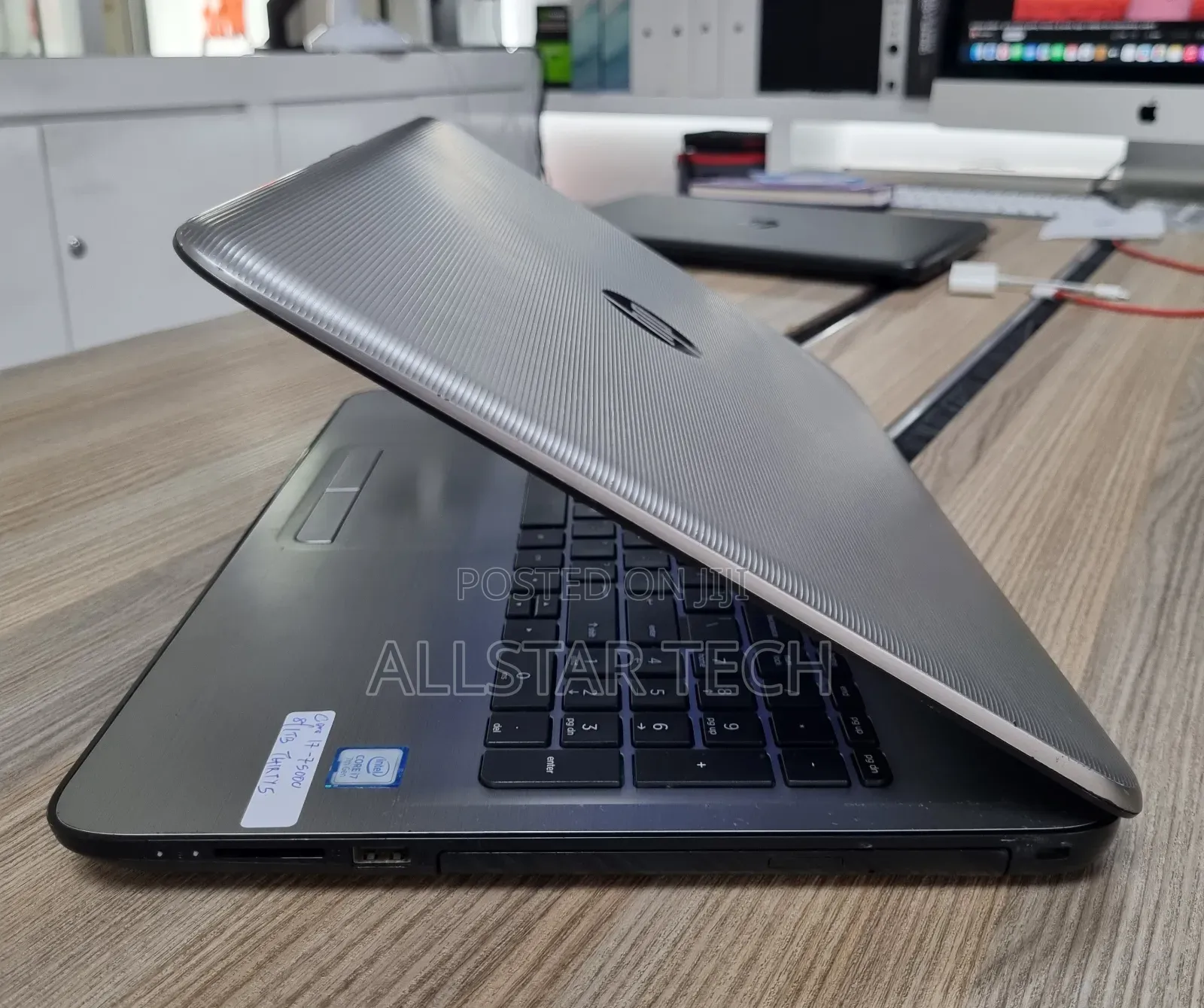 Laptop HP 15-Dy2075tg 8GB Intel Core I7 HDD 1T